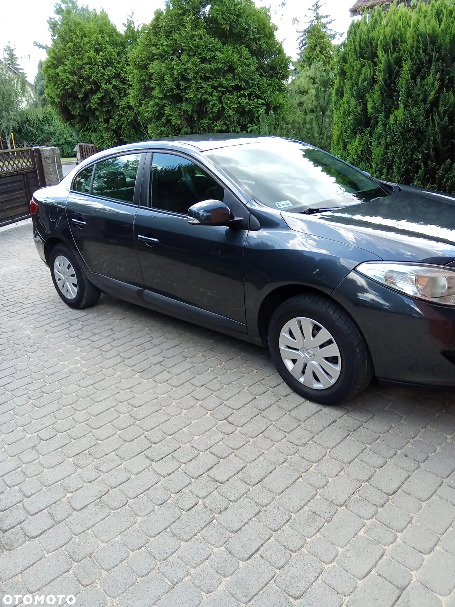 Renault Fluence 1.6 16V Expression - 4