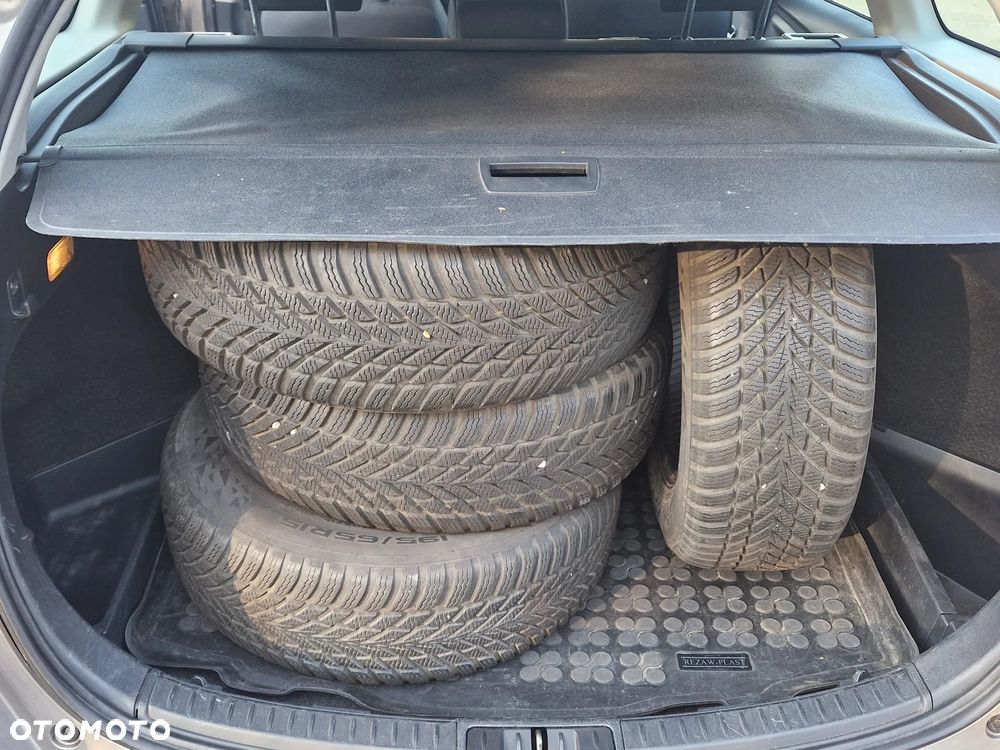 Toyota Auris 1.6 Active - 4