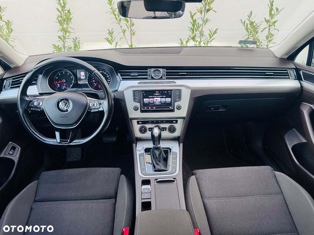 Volkswagen Passat 1.8 TSI BMT Comfortline DSG - 19