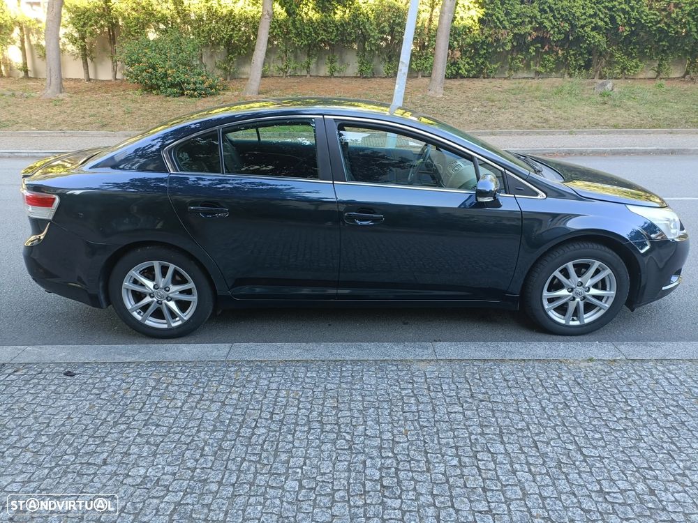 Toyota Avensis SD 2.0 D-4D Sol+GPS - 18