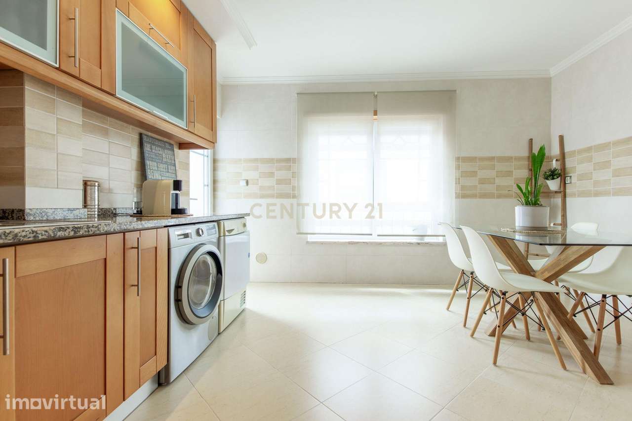 Apartamento T2 +1 em Quinta do Conde - Grande imagem: 4/25