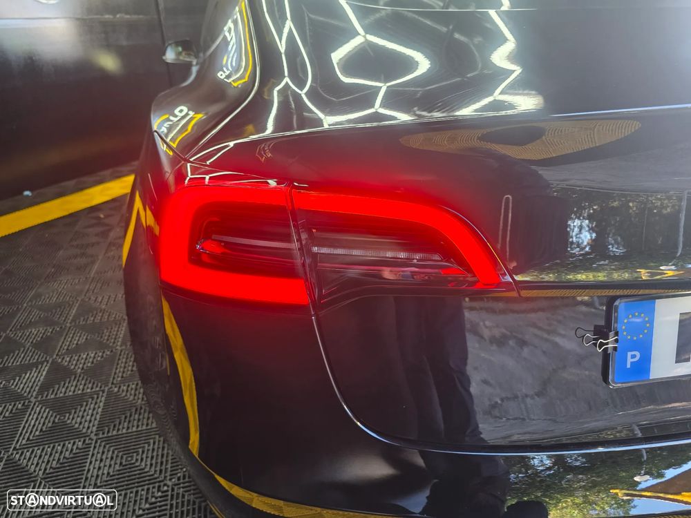 Tesla Model 3 Tração Traseira - 24