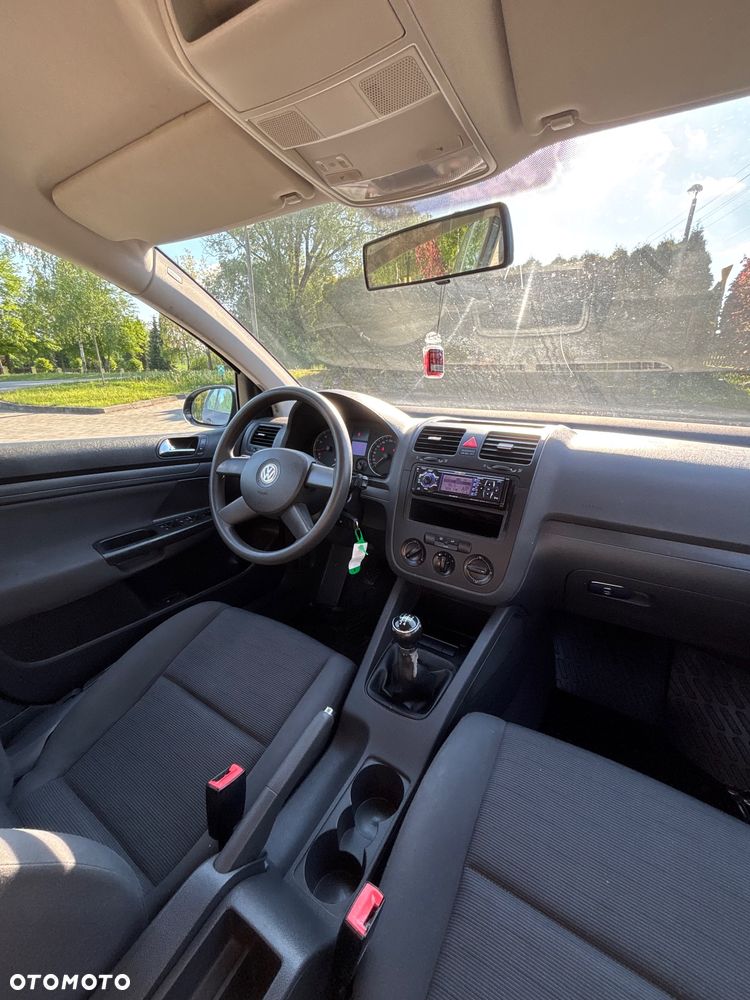 Volkswagen Golf 1.6 Trendline - 6