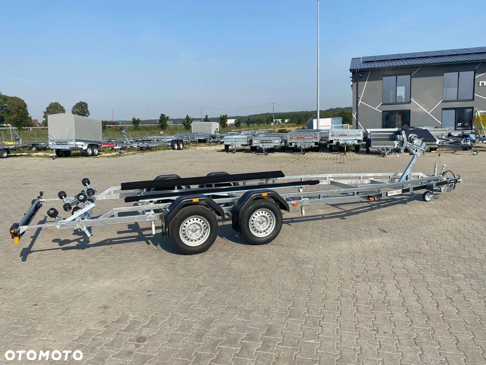Brenderup Przyczepa pod łódź 7 m DMC2500kg łożyska wodoodporne MOCNA I SOLIDNA PRZYCZEPA PODŁODZIOWA Z PŁOZAMI 2,7M - 9