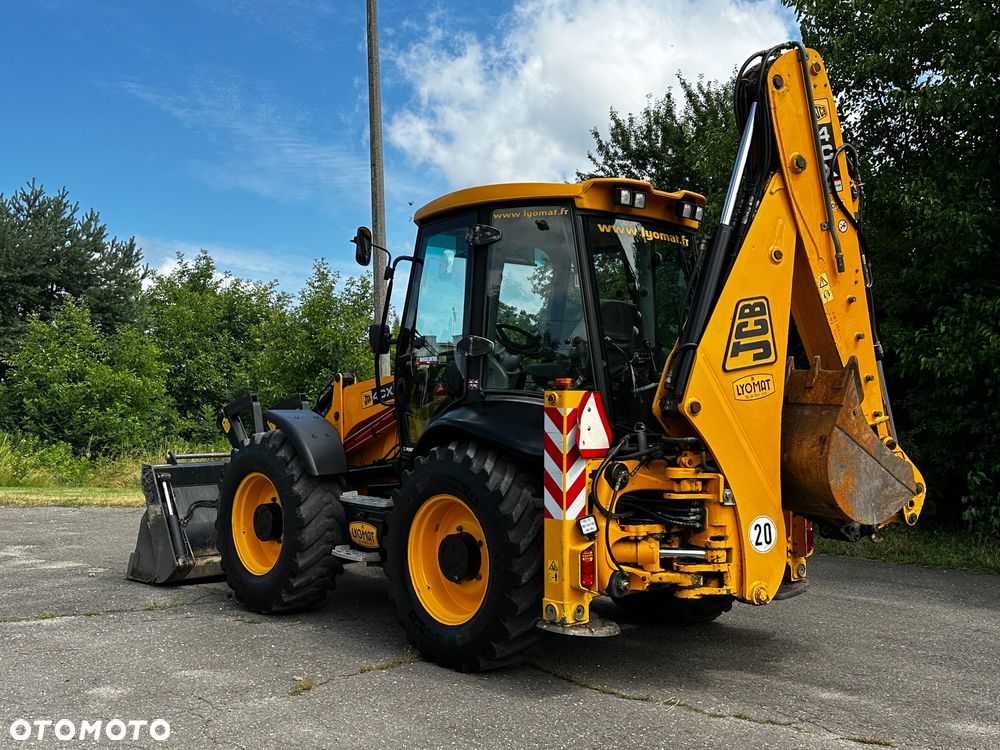 JCB 4cx - 10