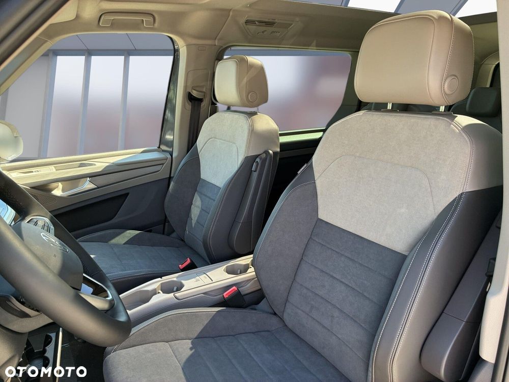 Volkswagen multivan EDITION/Benzyna/długi (L2), 2.0 TSI 204 KM DSG r. o. 3124 mm - 17
