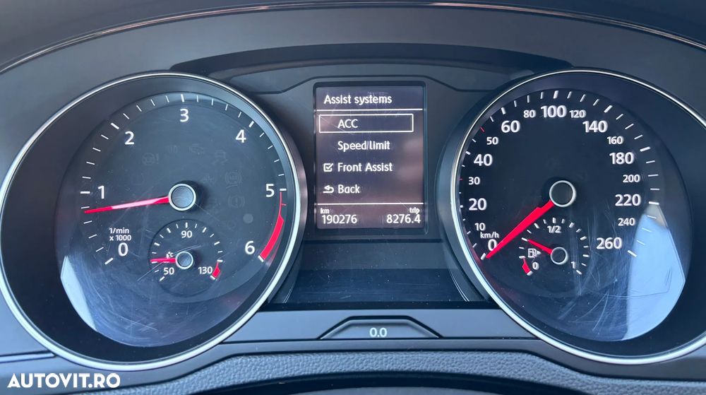Volkswagen Passat 2.0 TDI DSG Comfortline - 31