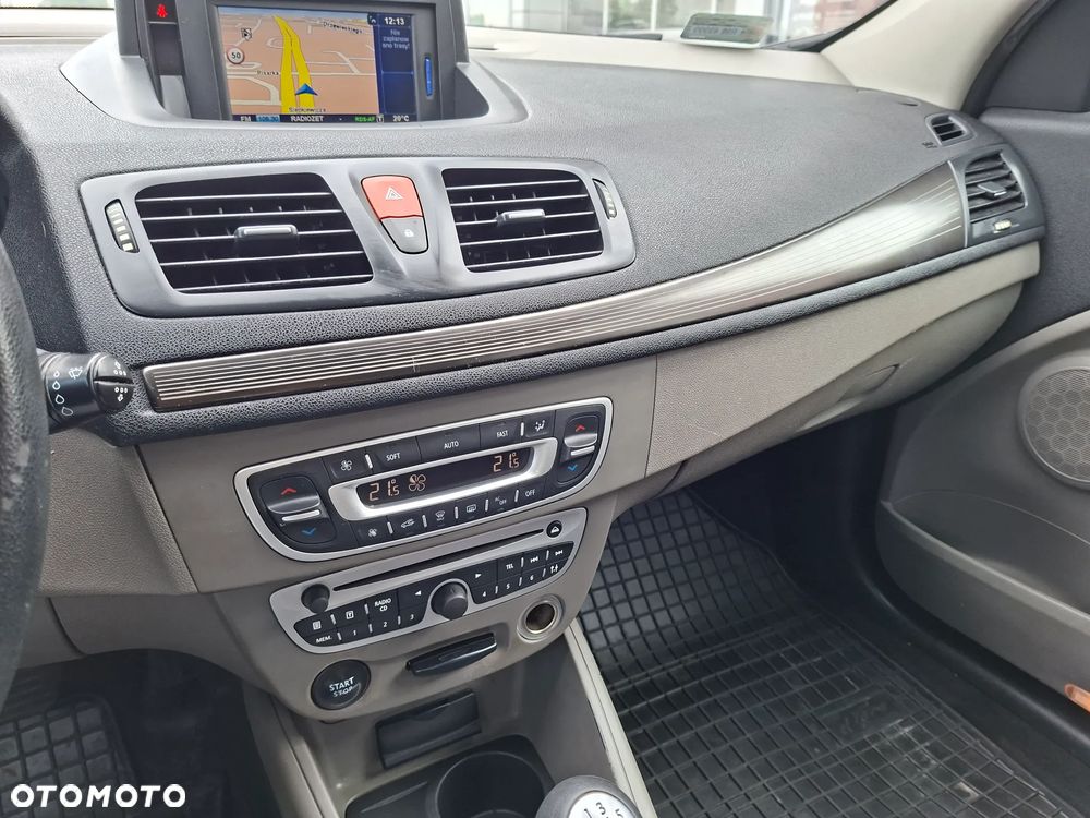Renault Megane 1.9 dCi FAP Privilege - 10