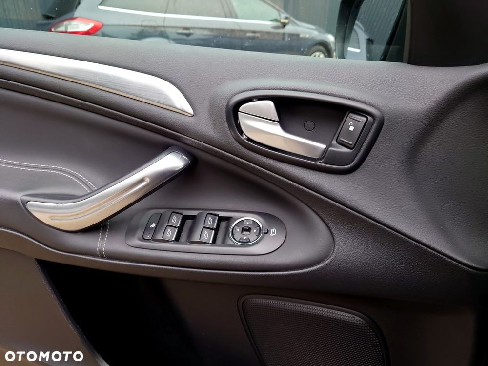 Ford Galaxy 2.0 TDCi Titanium - 23