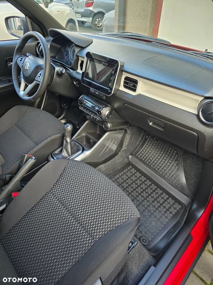 Suzuki Ignis - 10