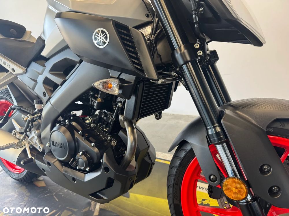 Yamaha MT - 9