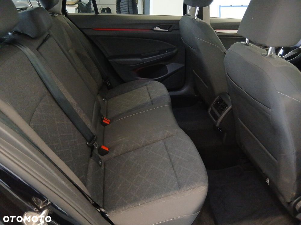 Volkswagen Golf 1.0 eTSI Life DSG - 18