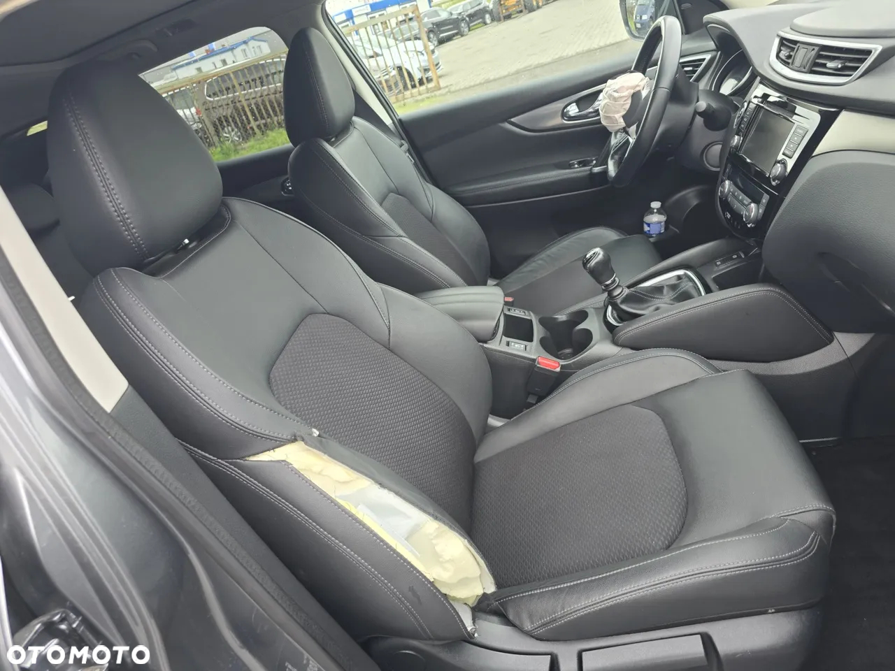 Nissan Qashqai 1.3 DIG-T Tekna - 26