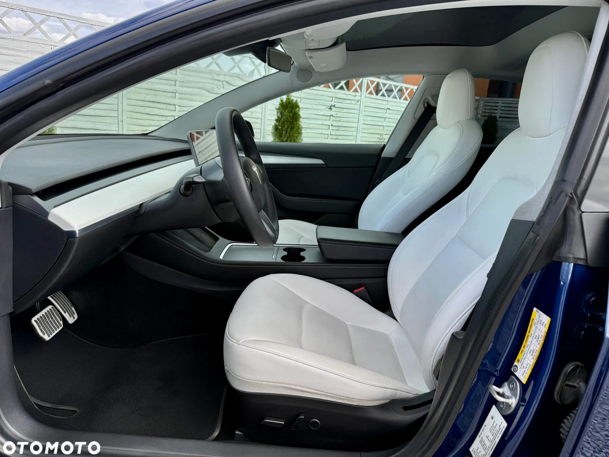 Tesla Model 3 Langstreckenbatterie Allradantrieb Dual Motor - 8