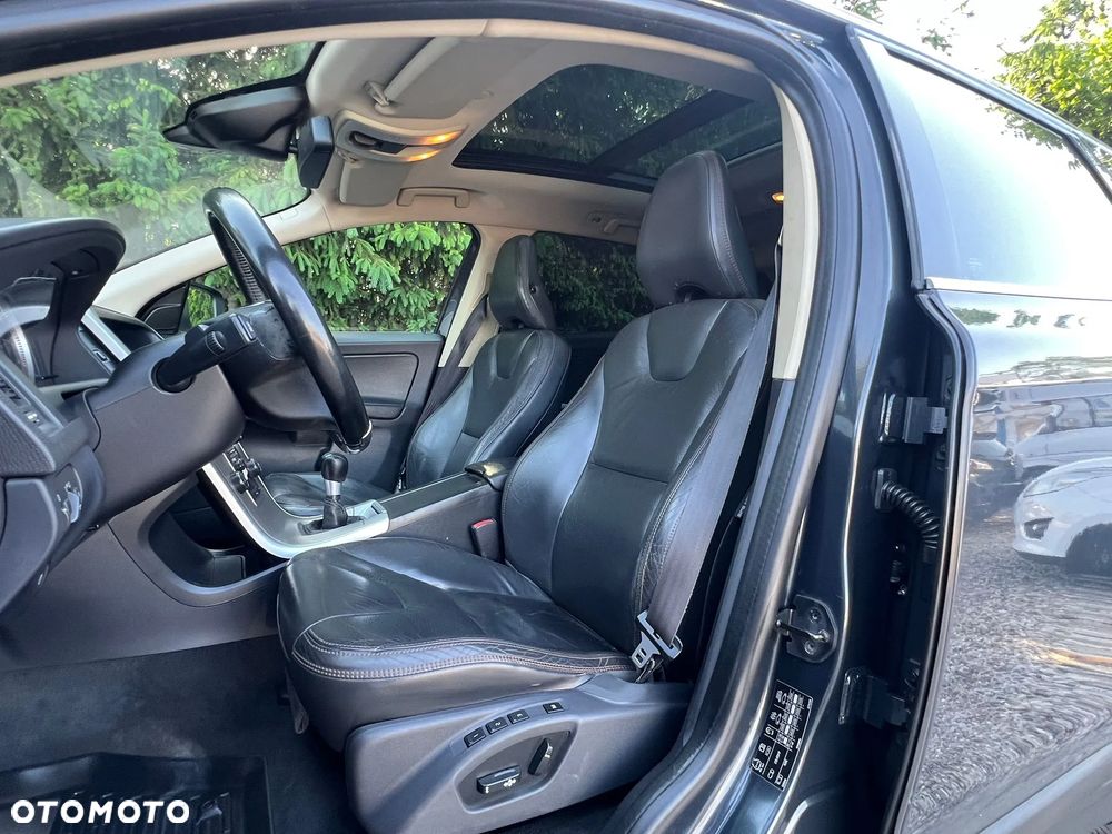 Volvo XC 60 DRIVe Summum - 27