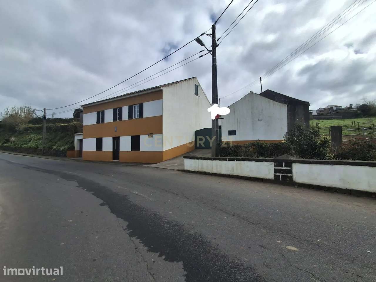 Moradia com uma boa Vista em Local Tranquilo - Grande imagem: 2/27