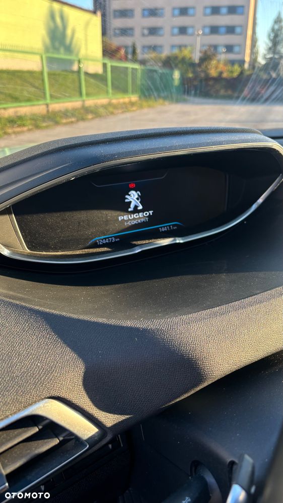Peugeot 3008 1.6 THP Allure S&S EAT6 - 22