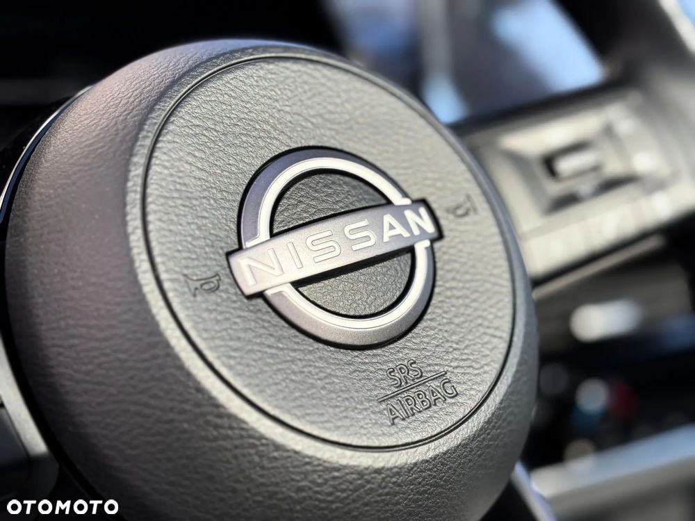 Nissan Qashqai 1.3 DIG-T mHEV N-Connecta - 28