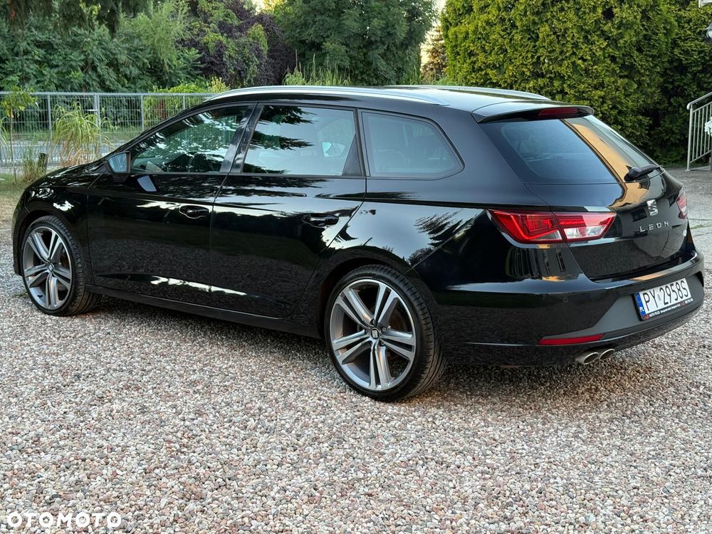 Seat Leon 2.0 TDI DPF Start&Stop DSG FR - 25
