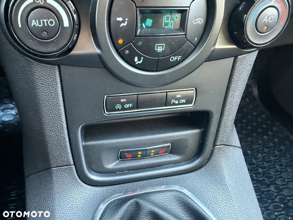 Ford Fiesta 1.6 TDCi DPF Gold X - 14