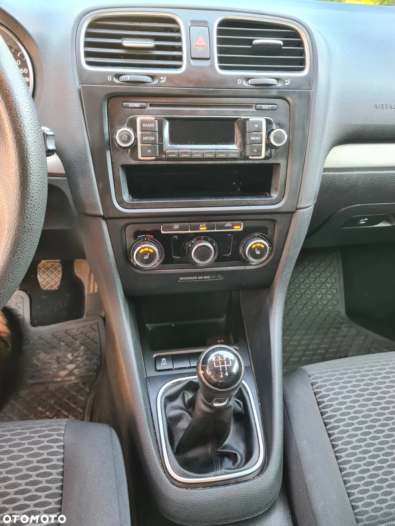 Volkswagen Golf 1.6 TDI DPF Trendline - 22