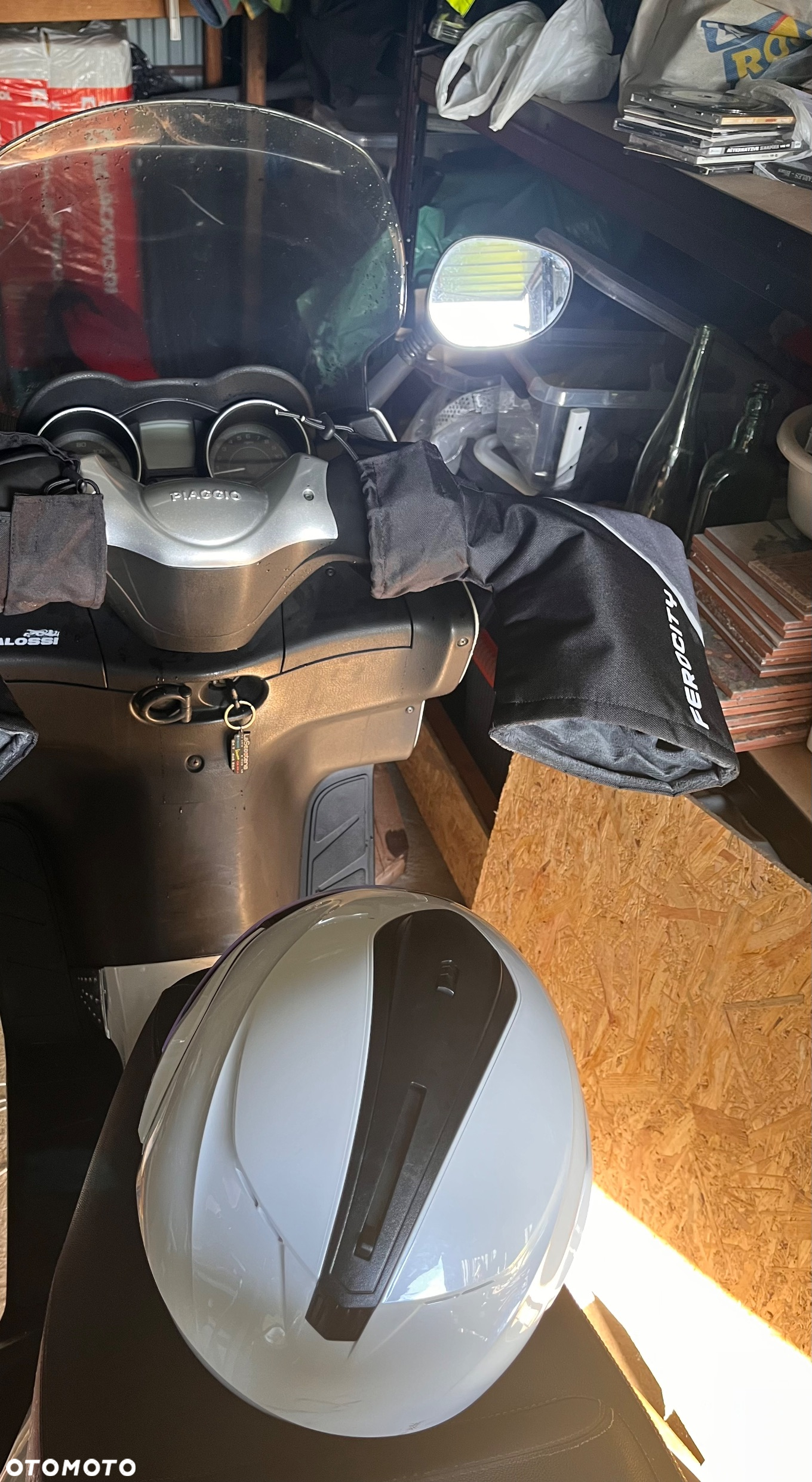 Piaggio Xevo - 8