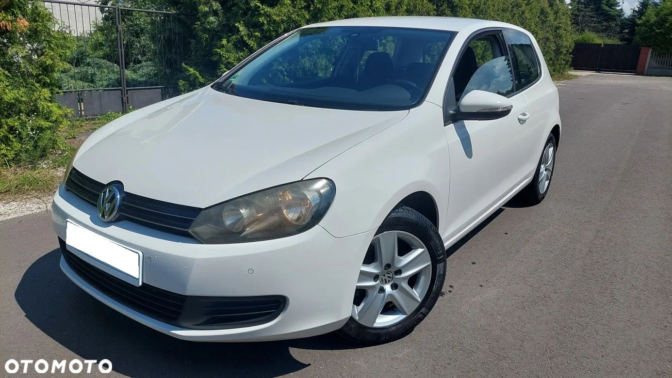 Volkswagen Golf - 1