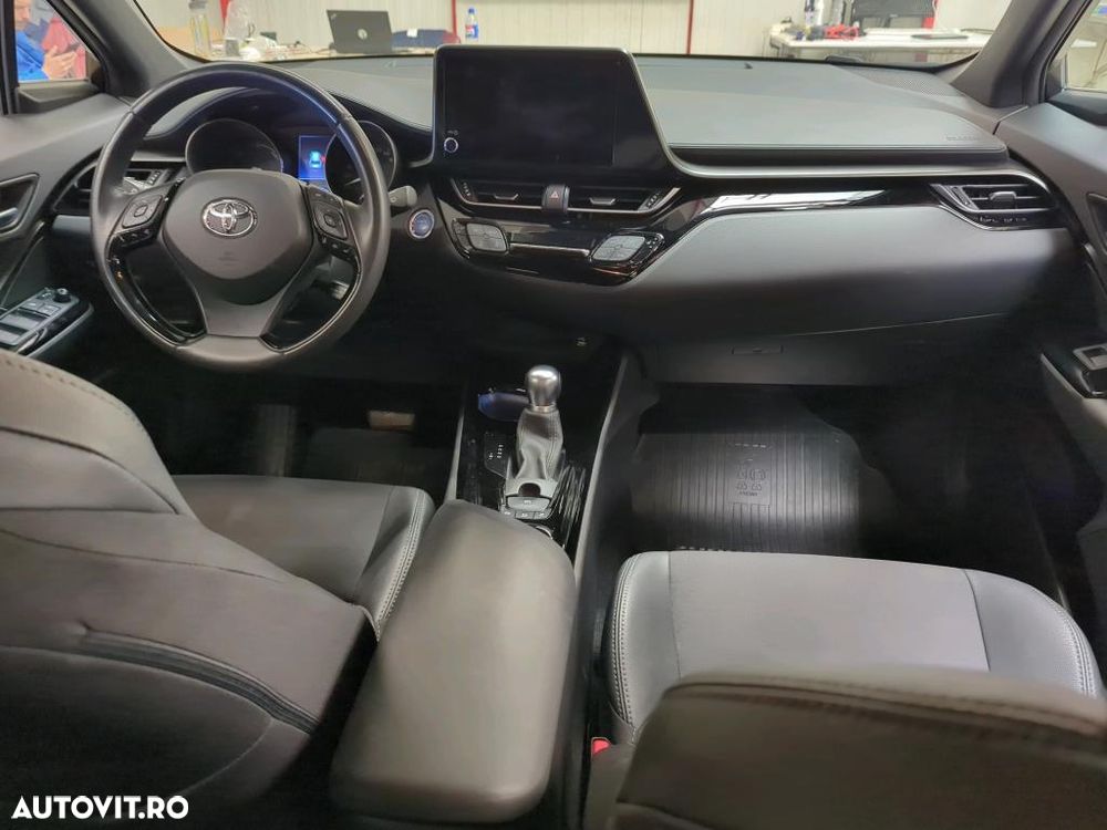 Toyota C-HR 2.0 HSD 184 CP 4x2 CVT Style - 3