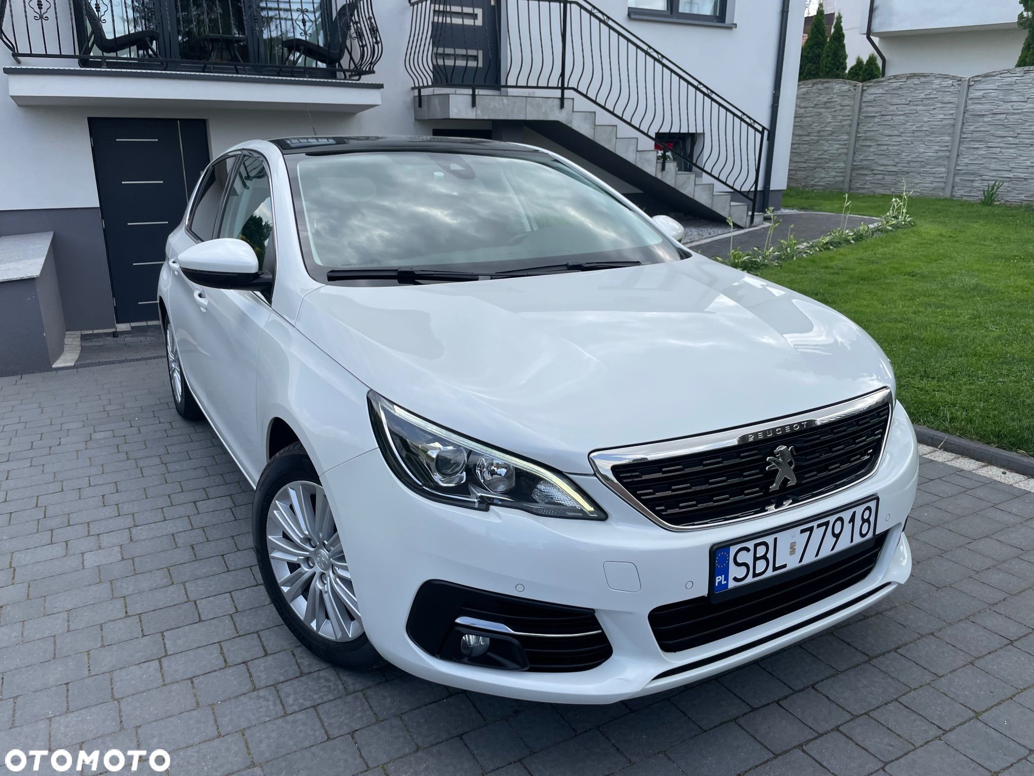 Peugeot 308 1.2 PureTech GPF Allure S&S - 1