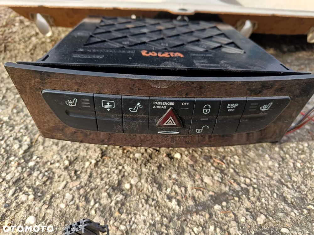 MERCEDES W211 Sedan Roleta Elektryczna Tylnej Szyby Rarytas Przełączniki Zestaw - 4