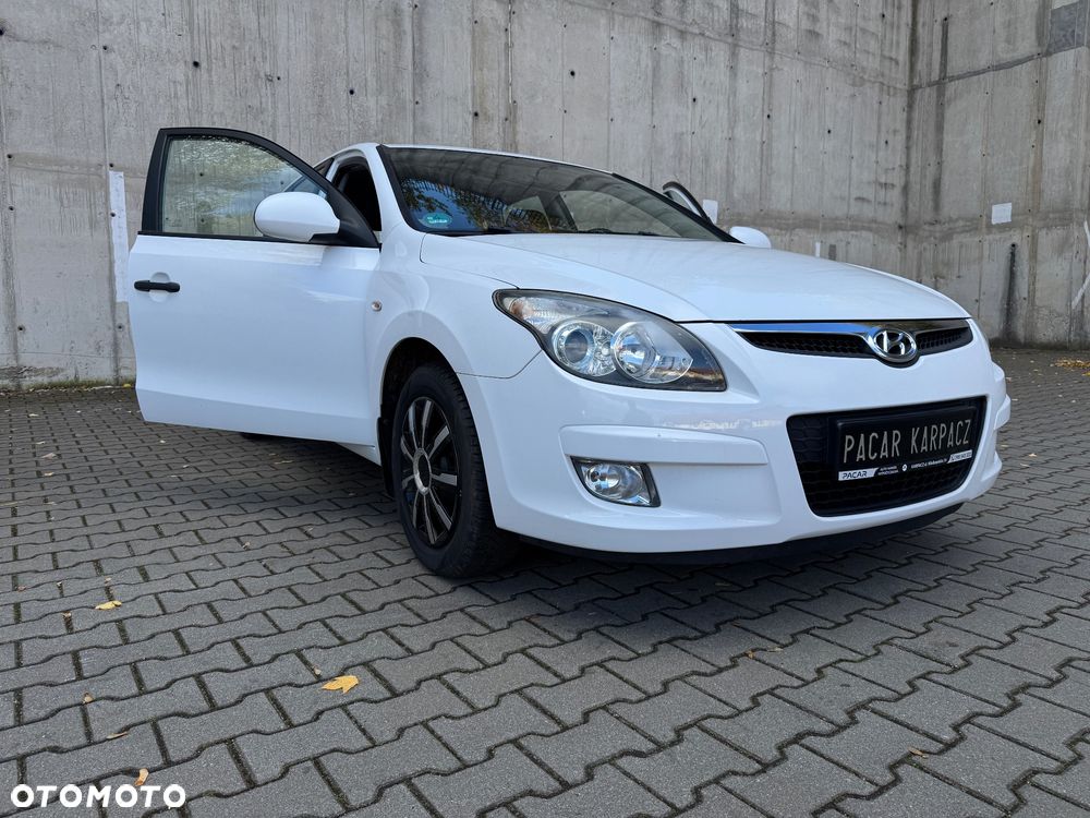 Hyundai i30 1.4 Classic + - 6