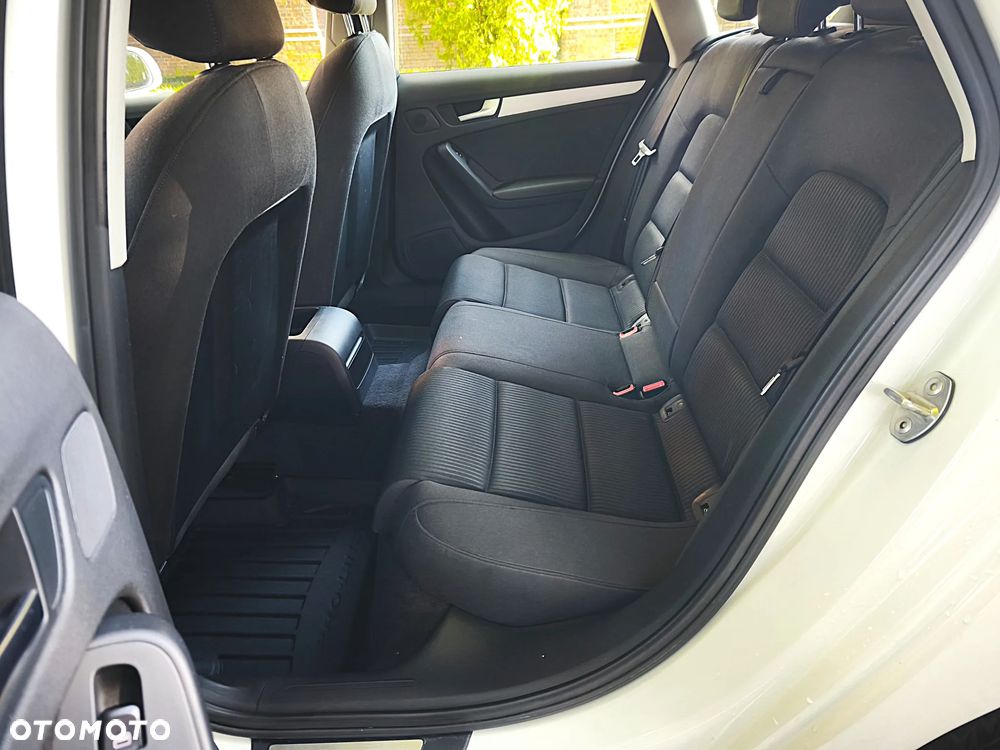 Audi A4 Avant - 19