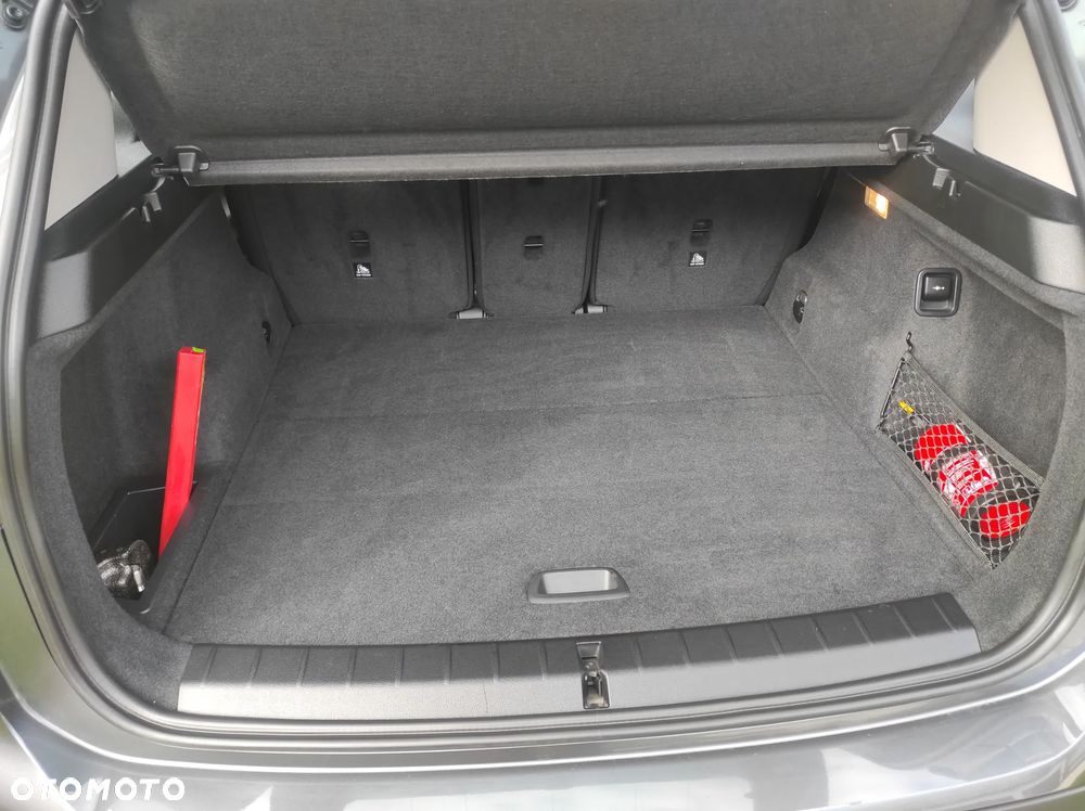 BMW X1 xDrive20i - 14