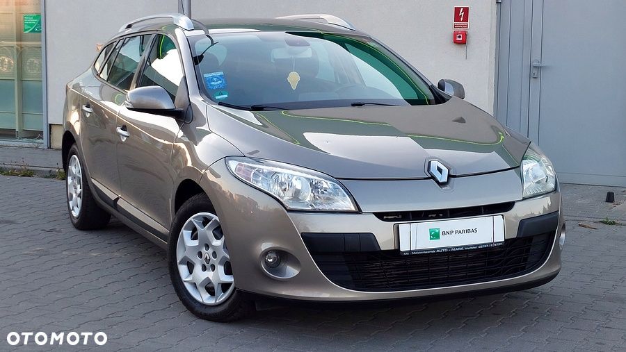 Renault Megane dCi 130 FAP Dynamique - 12