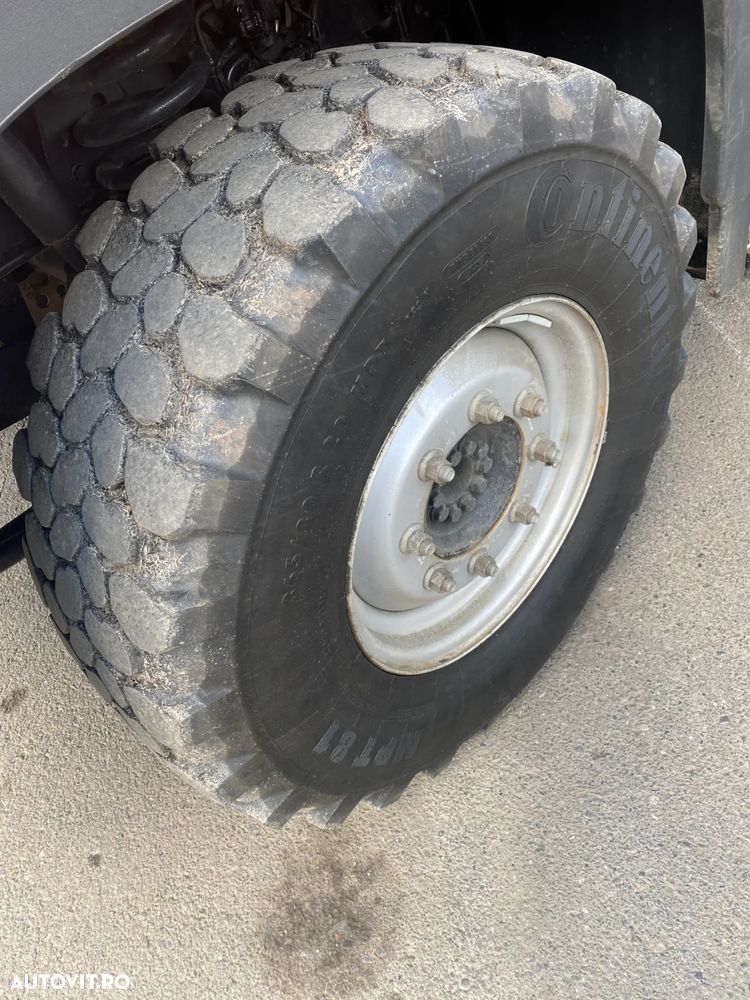 Mercedes-Benz UNIMOG U218 - 5