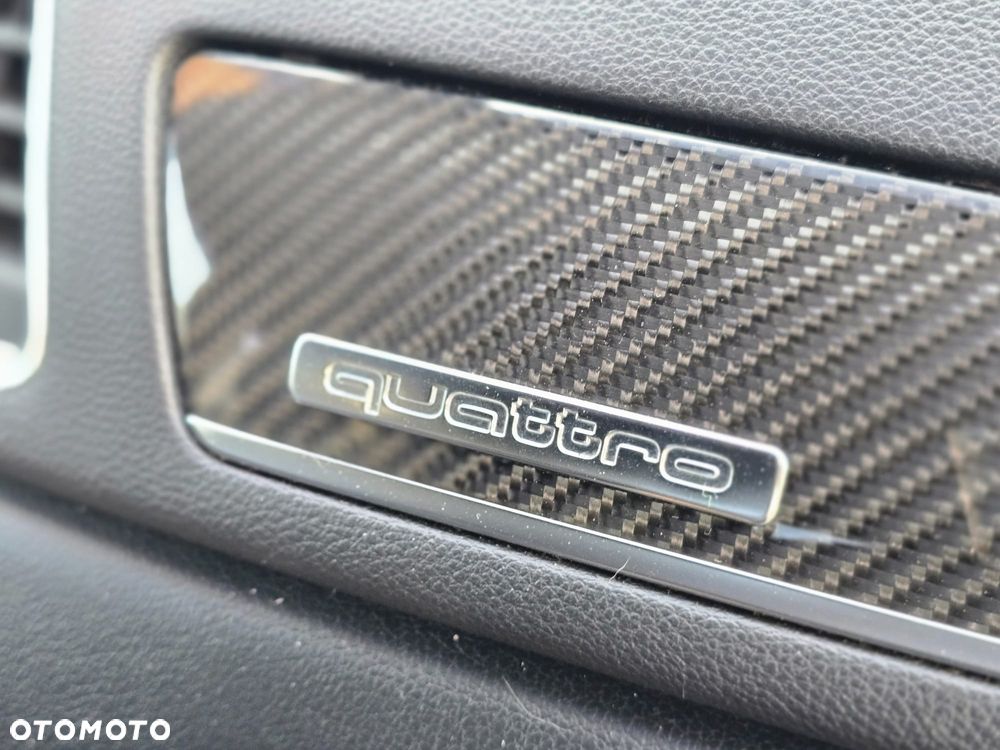 Audi RS Q3 2.5 TFSI quattro S tronic - 17