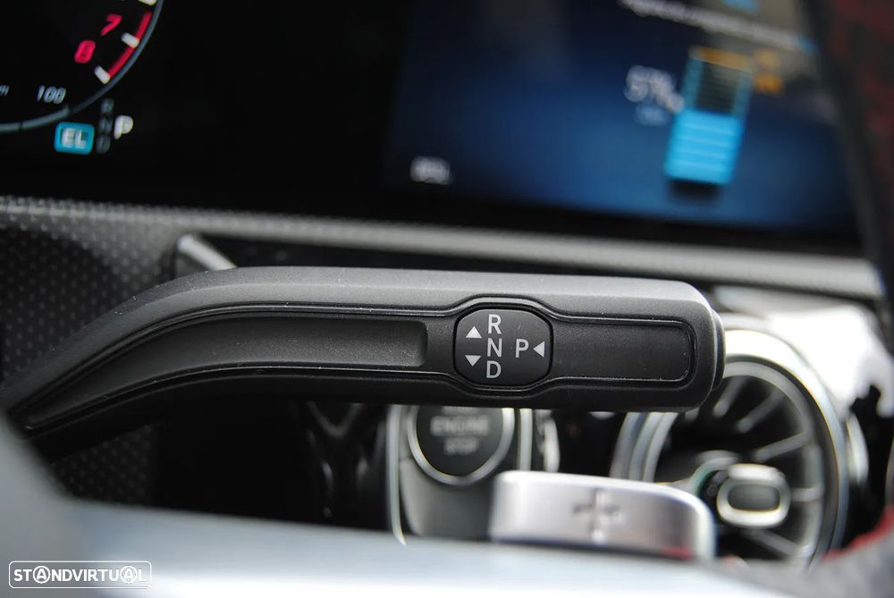 Mercedes-Benz A 250 e - 26