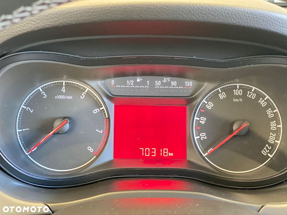 Opel Corsa 1.2 Cosmo - 22