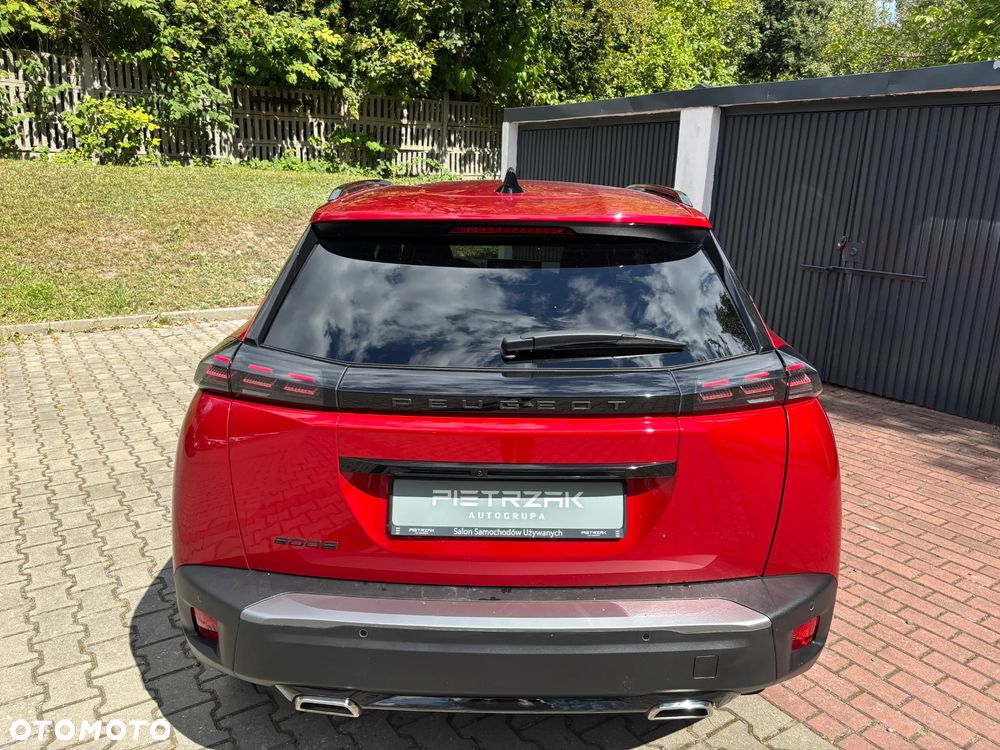 Peugeot 2008 PureTech 130 Allure S&S EAT8 - 25