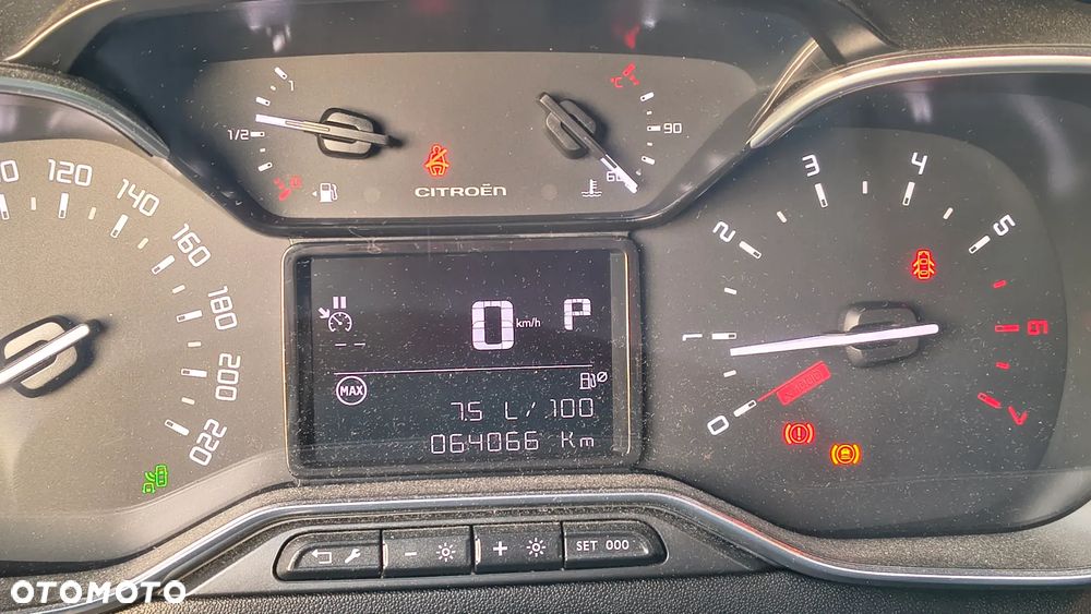 Citroën C3 1.2 PureTech Shine S&S EAT6 - 8