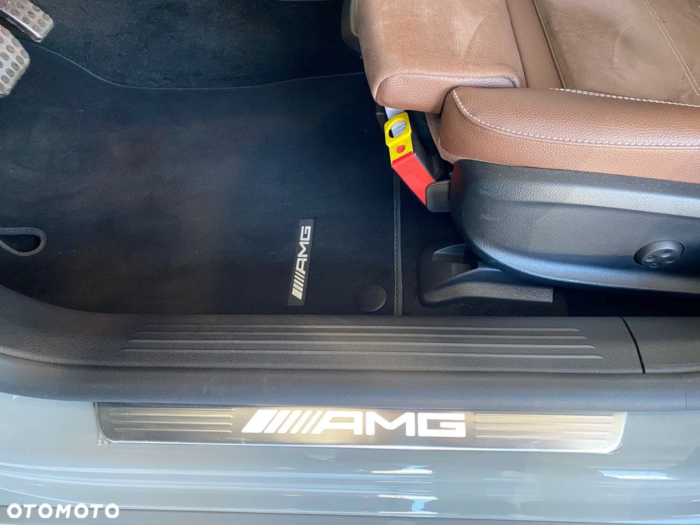 Mercedes-Benz CLA AMG 35 mHEV 4-Matic 8G-DCT - 25