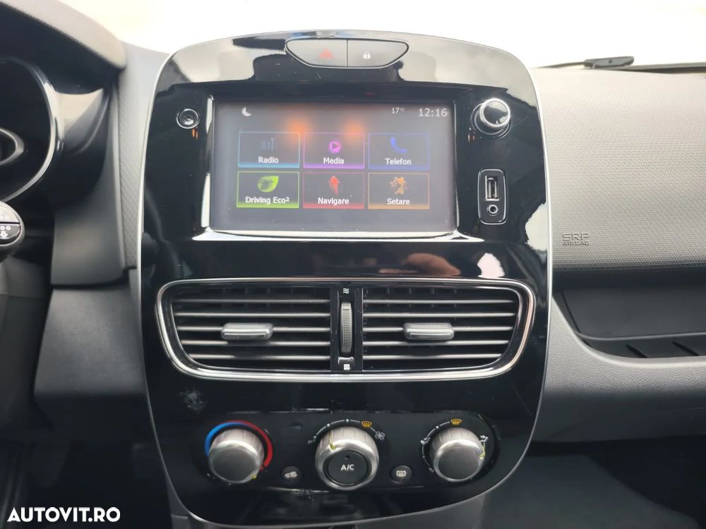 Renault Clio - 18