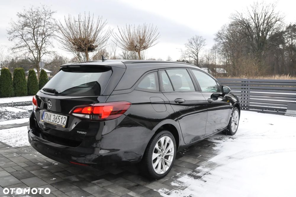 Opel Astra 1.4 T Dynamic S&S - 4