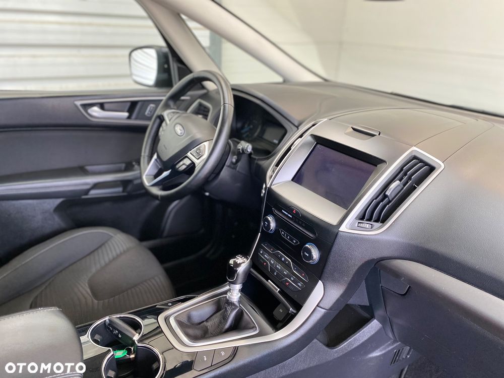 Ford S-Max 2.0 TDCi Titanium - 11
