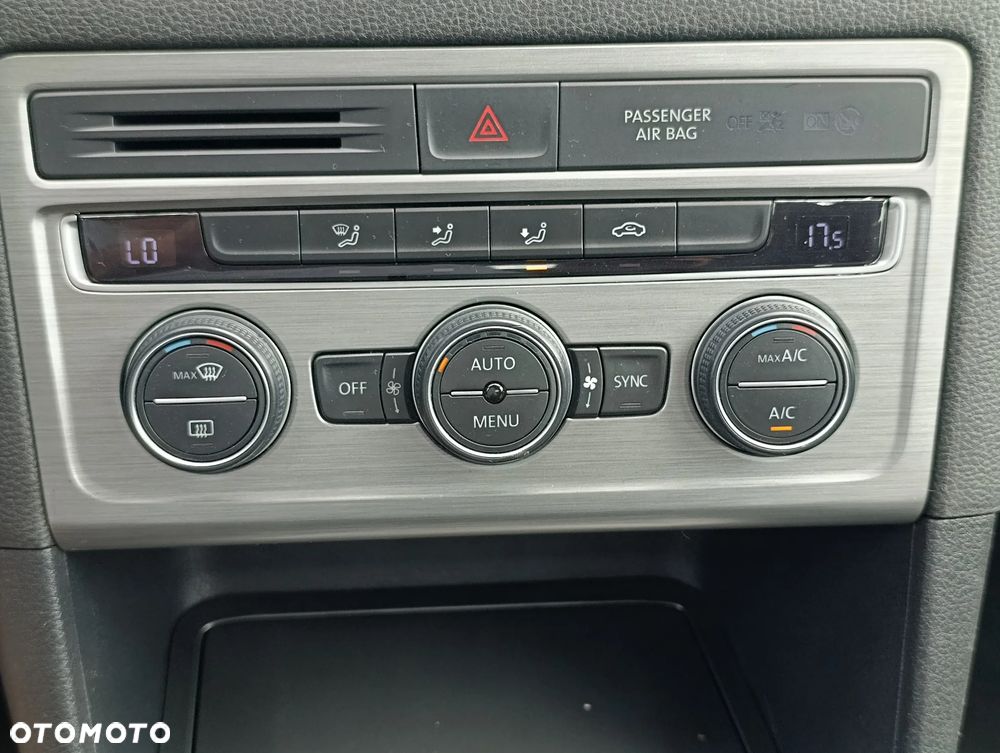 Volkswagen Golf Sportsvan 1.6 TDI BlueMotion Technology Lounge - 18