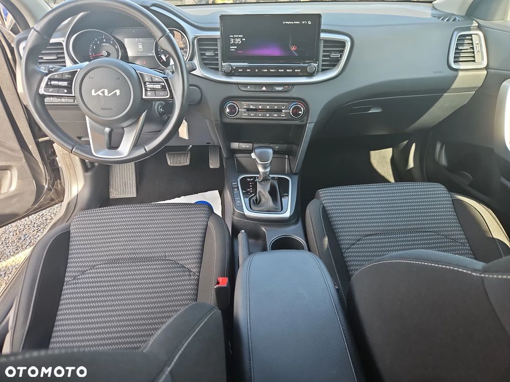 Kia Ceed 1.5 T-GDI M DCT - 17
