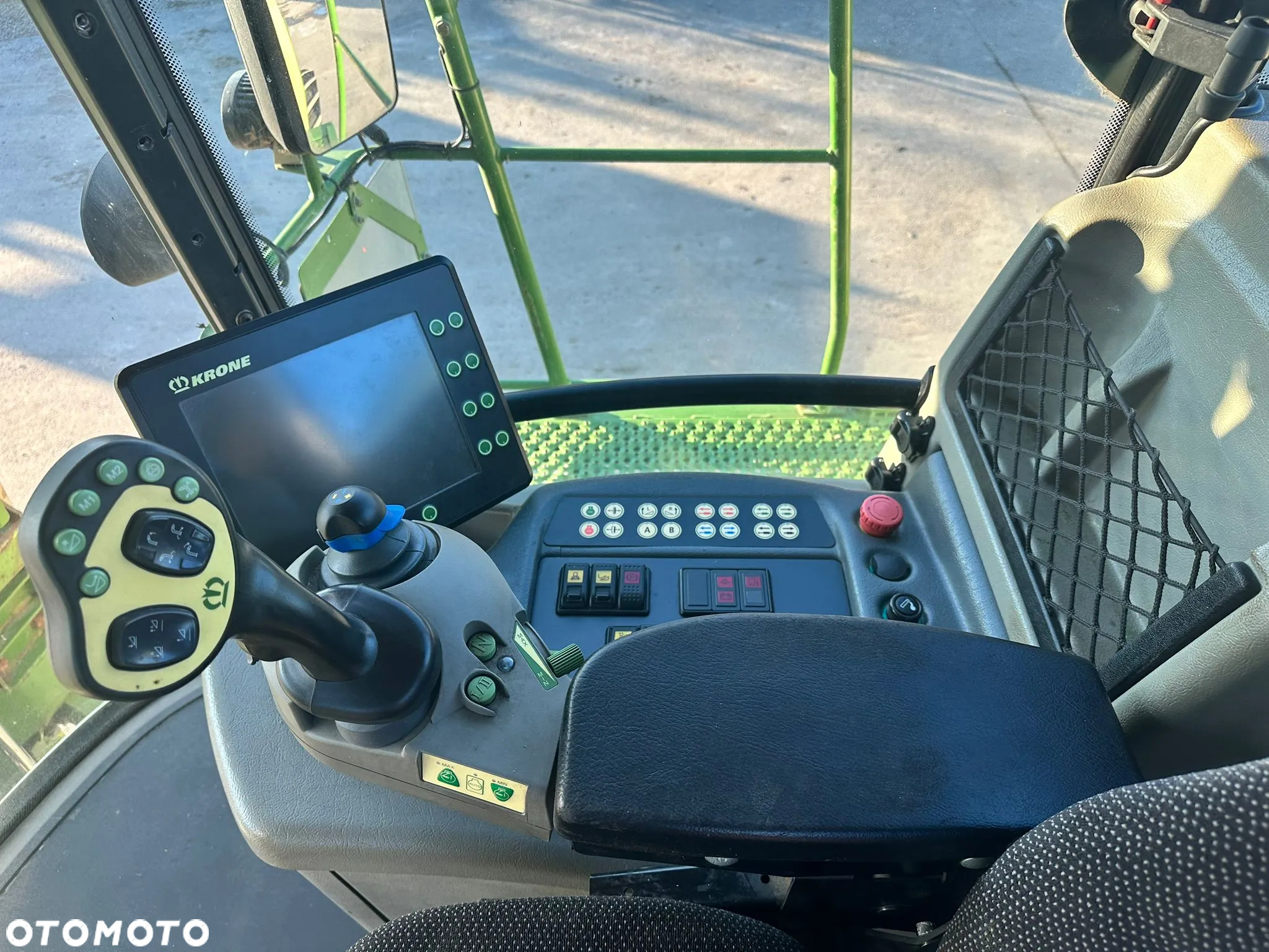 Krone BiGX 600 - 8