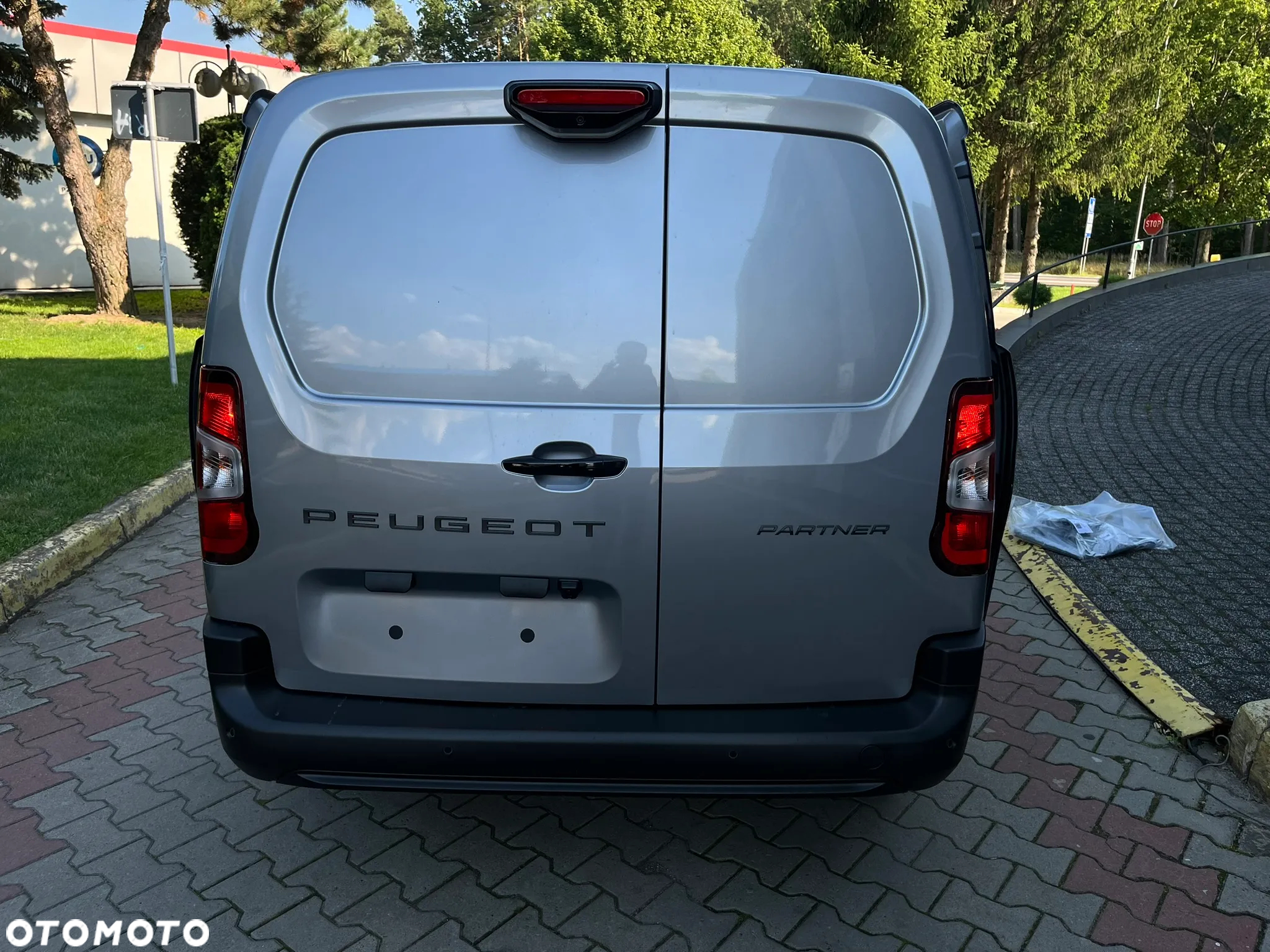 Peugeot PEUGEOT PARTNER | AUTOMAT | L2 950kg | 1.5 Diesel S&S 130 KM EAT 8 | OD RĘKI - 25