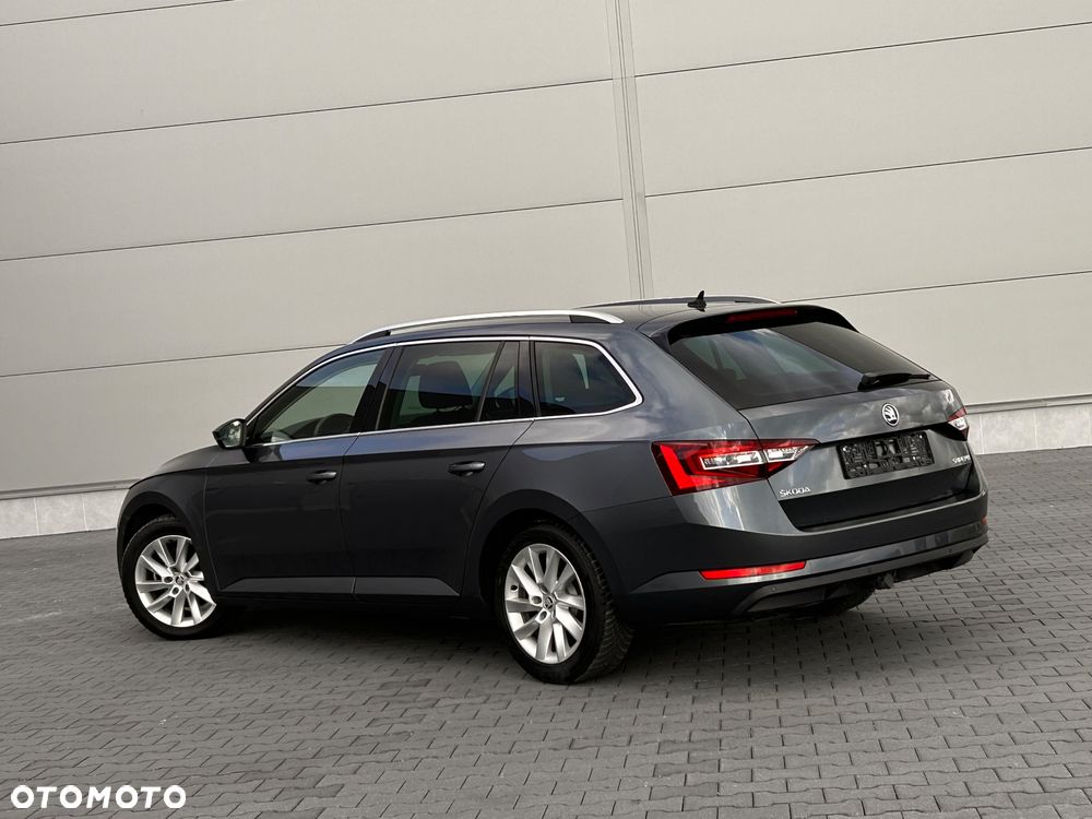 Skoda Superb 2.0 TDI DSG Premium Edition - 4