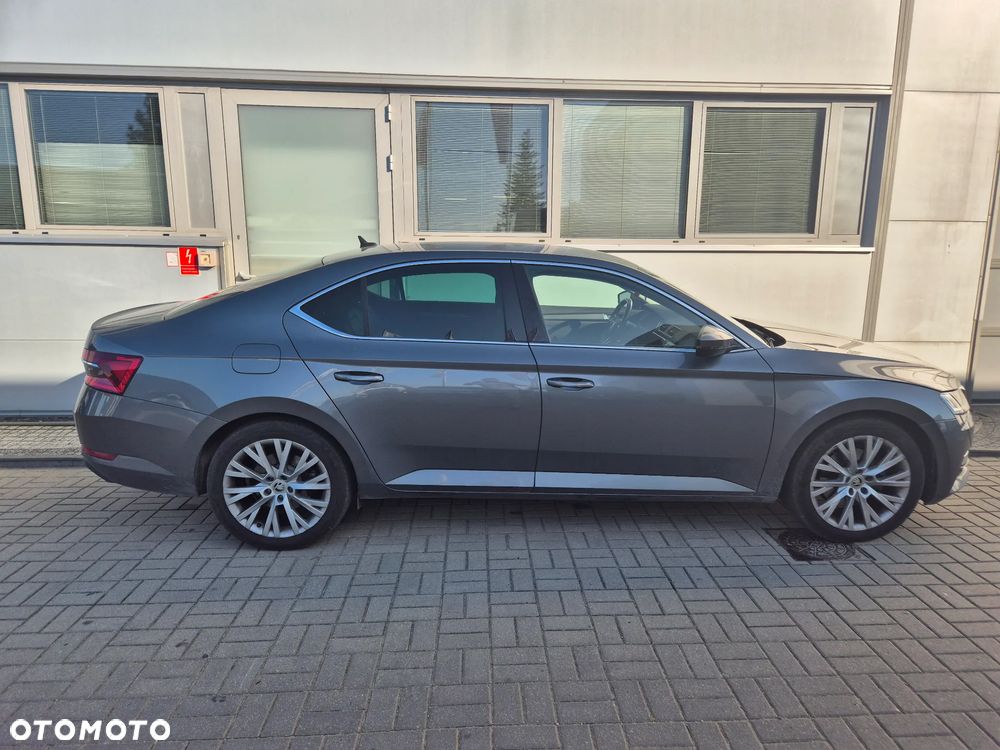 Skoda Superb 2.0 TSI Style DSG - 1